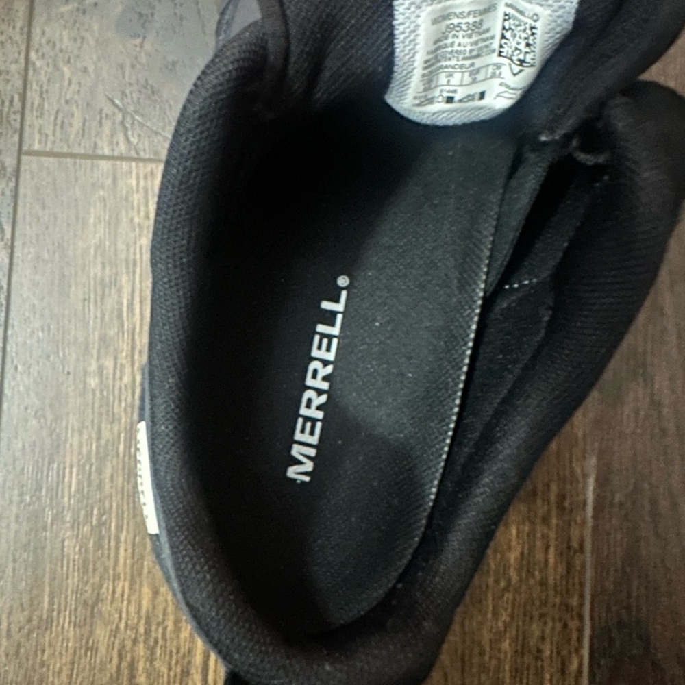 Merrell Black Athletic Shoes for Women - size 8.5 NWT - Picture 6 of 7